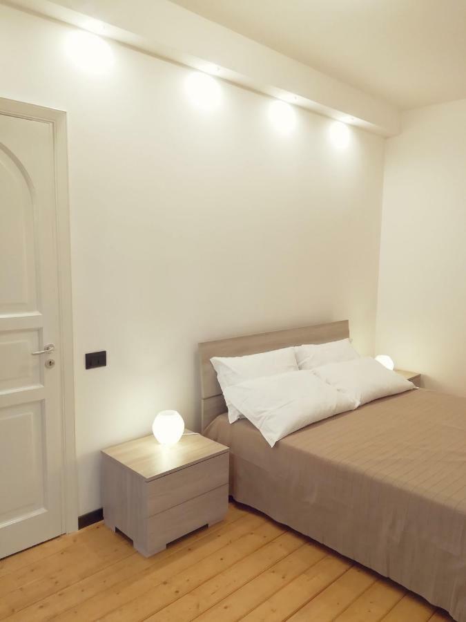 Luxurious Street Apartments Катания Екстериор снимка
