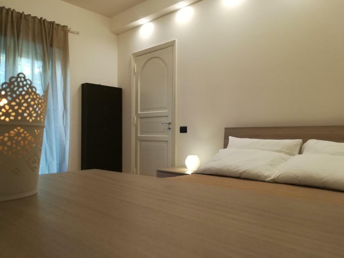 Luxurious Street Apartments Катания Екстериор снимка